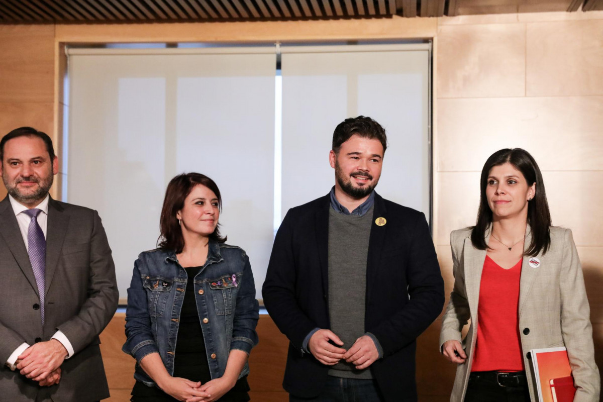 EuropaPress 2567430 Reunión entre PSOE y ERC de cara a la investidura de Pedro Sánchez