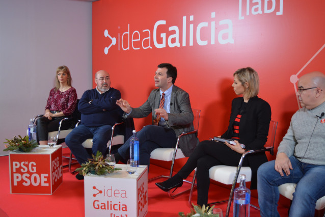 El secretario xeral del PSdeG, Gonzalo Caballero, en una jornada del 'IdeaGaliciaLab' en Ourense.
