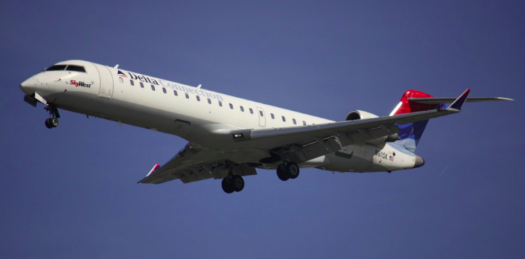 ¿Cómo reclamar una compensación a una aerolínea no europea?