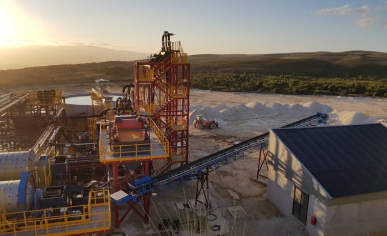 Una mina de estaño en Ourense permite a investigadores del CSIC sintetizar el coltán por primera vez