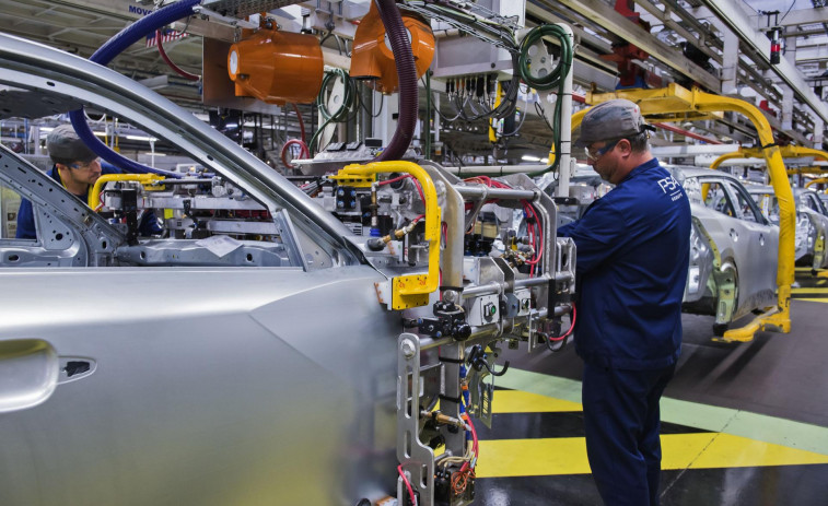 Comienzan las negociaciones del ERTE en Stellantis Vigo (PSA Citroën); producción parada por desabastecimiento