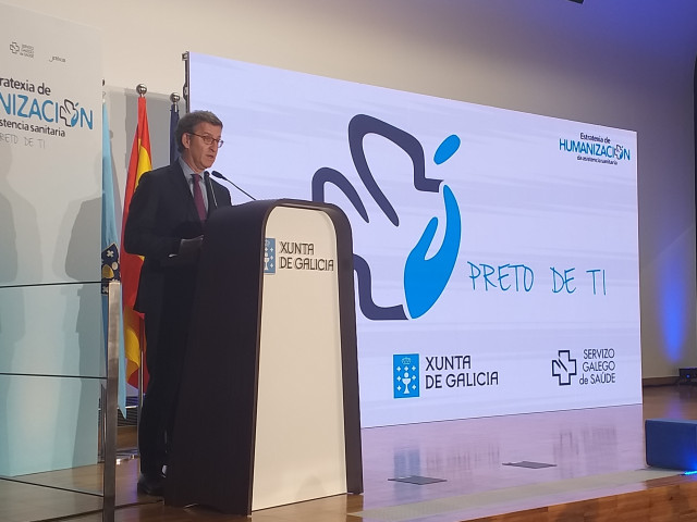 El presidente de la Xunta, Alberto Núñez Feijóo, durante la presentación de la Estrategia de Humanización de la Asistencia Sanitaria del Sergas.