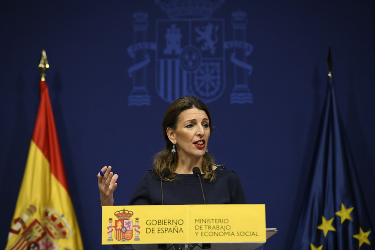 La ministra de Trabajo y Economía Social, Yolanda Díaz, en rueda de prensa tras sus reuniones con asociaciones de trabajadores autónomos,  en Madrid (España), a 29 de enero de 2020.