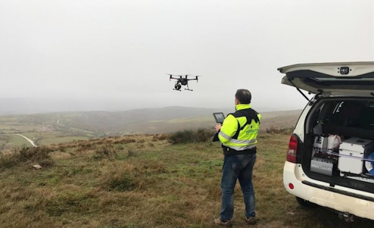 Un operativo con drones para buscar a la joven de 26 años desaparecida en Ourense