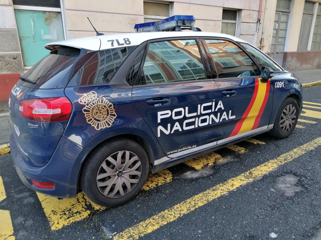 Un vehículo de la POlicía Nacional de Ferrol.
