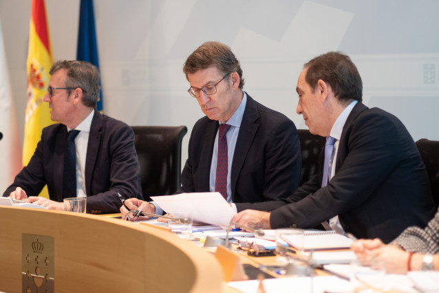 O titular do Goberno galego preside a reunión do Consello da Xunta