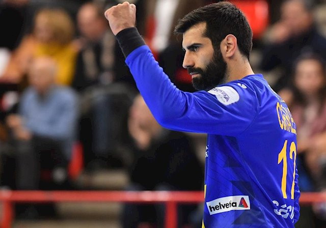 ​El gigante Rodrigo Corrales comanda a los Hispanos contra la invasión vikinga