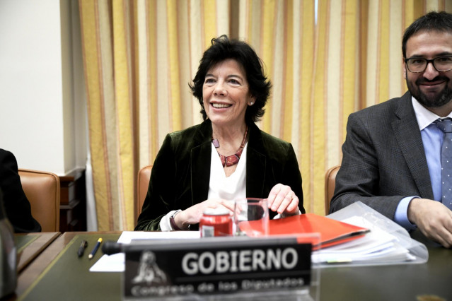 La ministra de Educación y Formación Profesional, Isabel Celaá, el pasado jueves en la Comisión de Educación y Formación Profesional del Congreso.