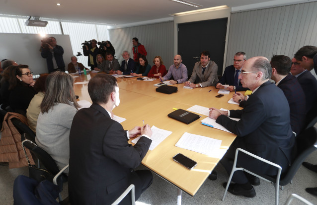 Reunión en la Consellería de SAnidade en relación al dispositivo por el coronavirus.