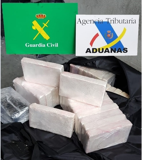 Vuelven a encontrar droga en un contenedor en el puerto de Marín y decomisan 160 kilos de cocaína