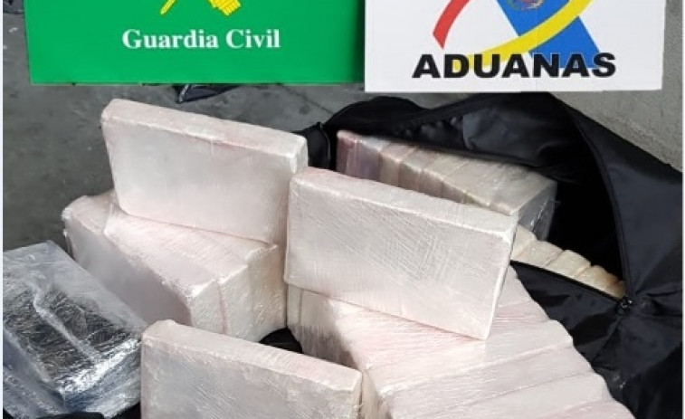 Vuelven a encontrar droga en un contenedor en el puerto de Marín y decomisan 160 kilos de cocaína