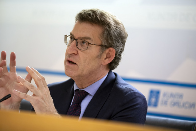 El presidente de la Xunta, Alberto Núñez Feijóo, habla de las medidas para frenar el coronavirus.