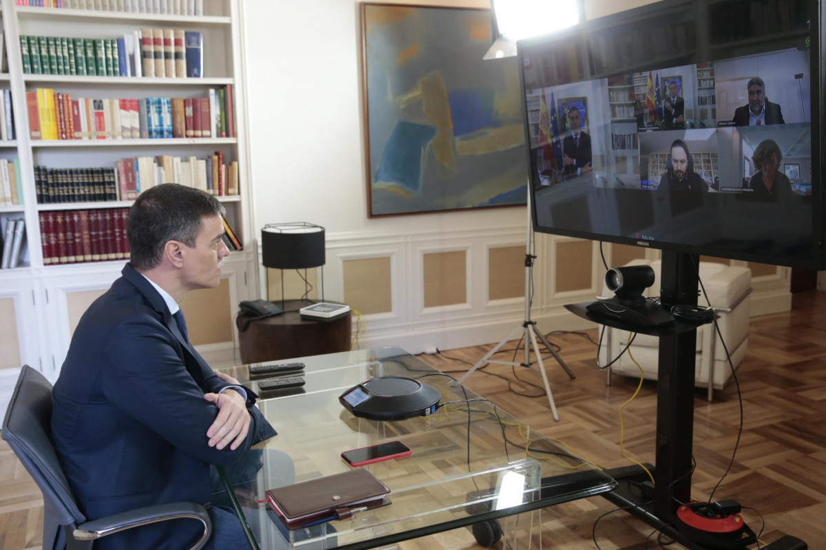 EuropaPress 2716698 presidente gobierno pedro sanchez preside videoconferencia reunion