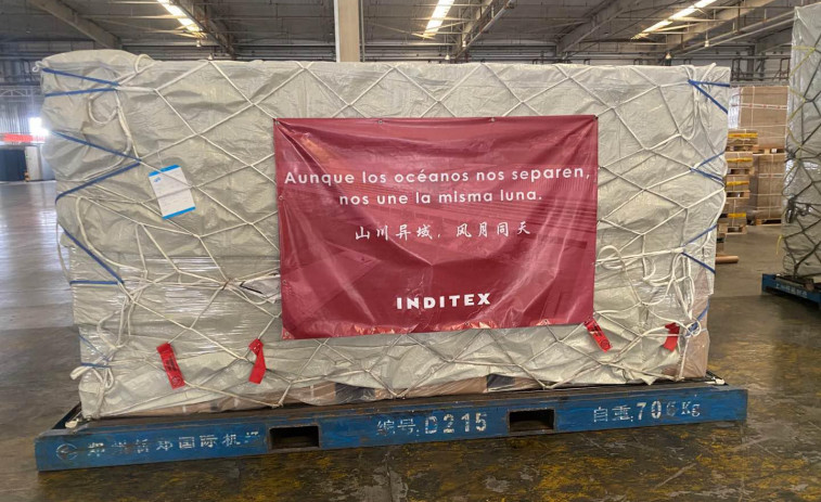 División de versiones sobre el paradero de las 300.000 mascarillas donadas por Inditex: ¿están en Arteixo o siguen en China?