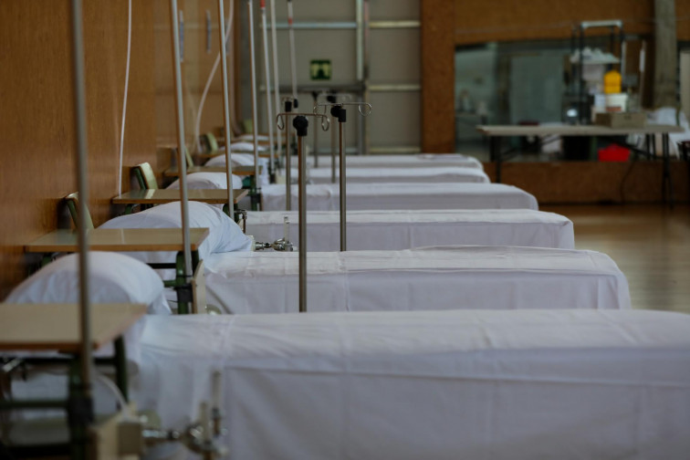 Hospitales de campaña en Santiago y A Coruña, valora la Xunta