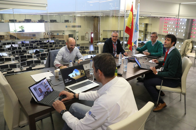 El vicepresidente de la Xunta, Alfonso Rueda, y otros cargos se reúnen por videoconferencia con responsables de Protección Civil
