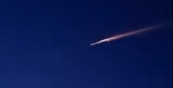 (VÍDEO) Los restos del cohete ruso que convertidos en una bola de fuego iluminaron el cielo gallego