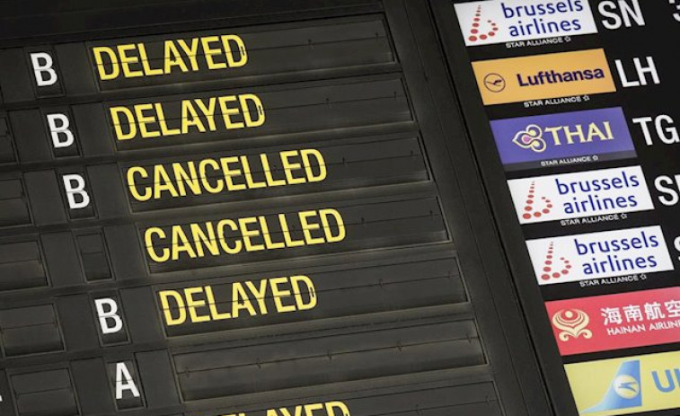 Los pasajeros afectados por la cancelación de sus vuelos encuentran en el Eixo Atlántico un gran aliado