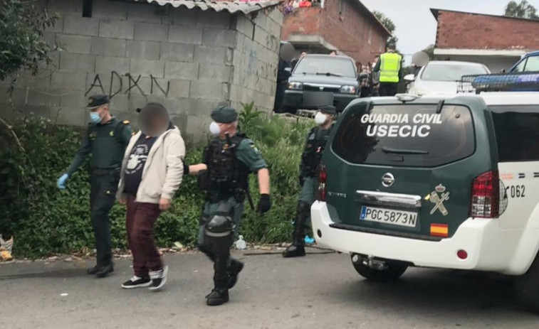 En libertad tras declarar 7 investigados de la reyerta en O Vao, que se zanjó con dos policías agredidos