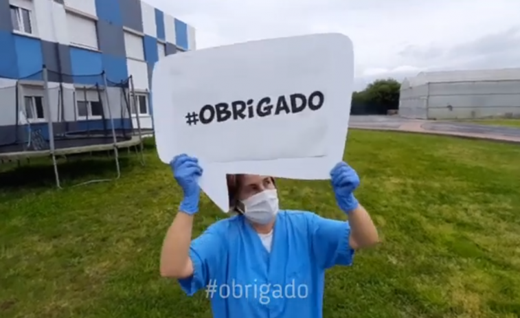 ​(VÍDEO) Así festejan los residentes y trabajadores del centro AMICOS haber superado el coronavirus
