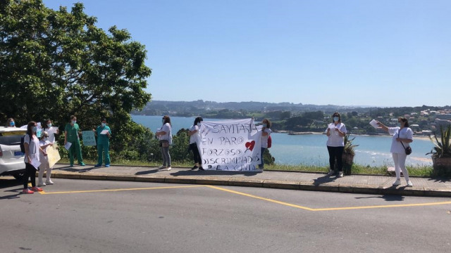 Trabajadores del hospital de A Coruña se movilizan por el sistema de contratación en el Sergas