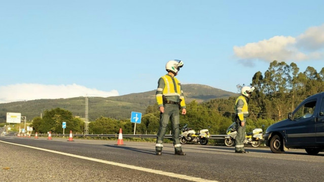 Control de la Guardia Civil de Pontevedra.