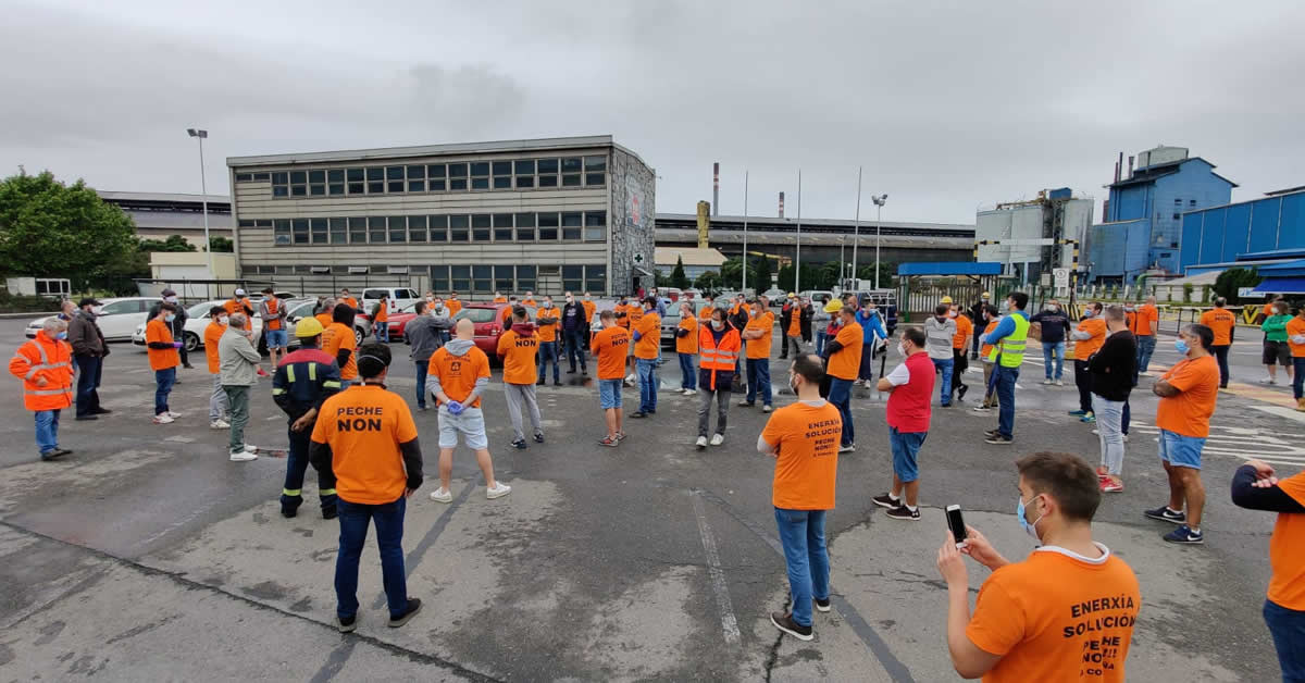 Reu00f3unin de los trabajadores de Alu Ibu00e9rica durante la cuarentena