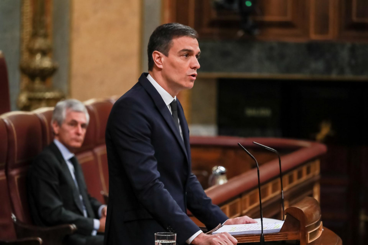 El presidente del Gobierno, Pedro Sánchez, durante su intervención en la sesión en la que se ejercerá el control al Gobierno y se tratará la sexta prórroga del estado de alarma por la crisis del