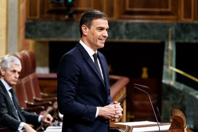 El presidente del Gobierno, Pedro Sánchez, durante su réplica en la sesión del Parlamento en la que se ejerce el control al Gobierno y se trata la sexta prórroga del estado de alarma por la crisis del Covid-19. En Madrid, (España), a 3 de junio de 2020.