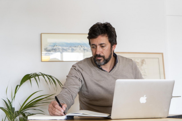 El candidato de Galicia en Común, Antón Gómez-Reino