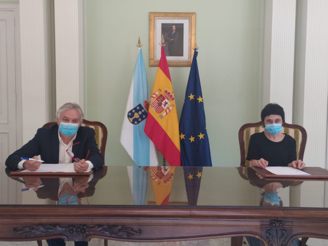 El subdelegado del Gobierno en Ourense se reúne con la directora provincial del INSS.