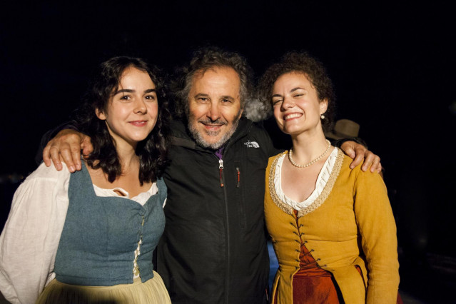 El director Ignacio Vilar en el rodaje de la película 'María Solinha'