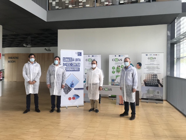 Visita al CIMUS de la USC