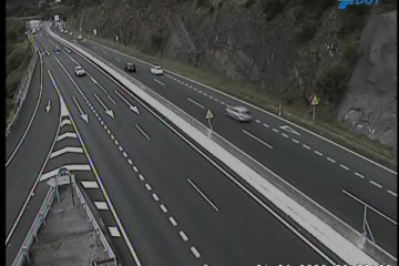 Imagen de la cámara de la DGT en la A-8 a la altura de Saltacaballos