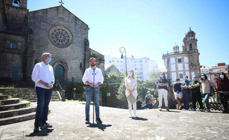 Casado hace campaña sin Feijóo y promete viabilidad a la térmica de As Pontes pese a las restricciones de la UE