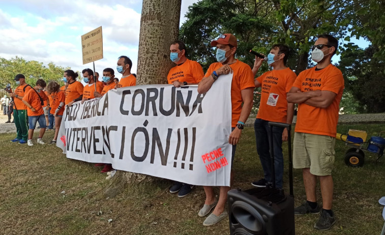 Los trabajadores de Alu Ibérica protagonizaron el cierre de campaña del Partido Popular en A Coruña