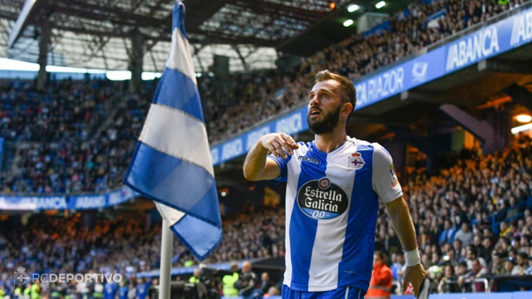 ​Çolak no se presenta a entrenar y prende la mecha en un Dépor calentito