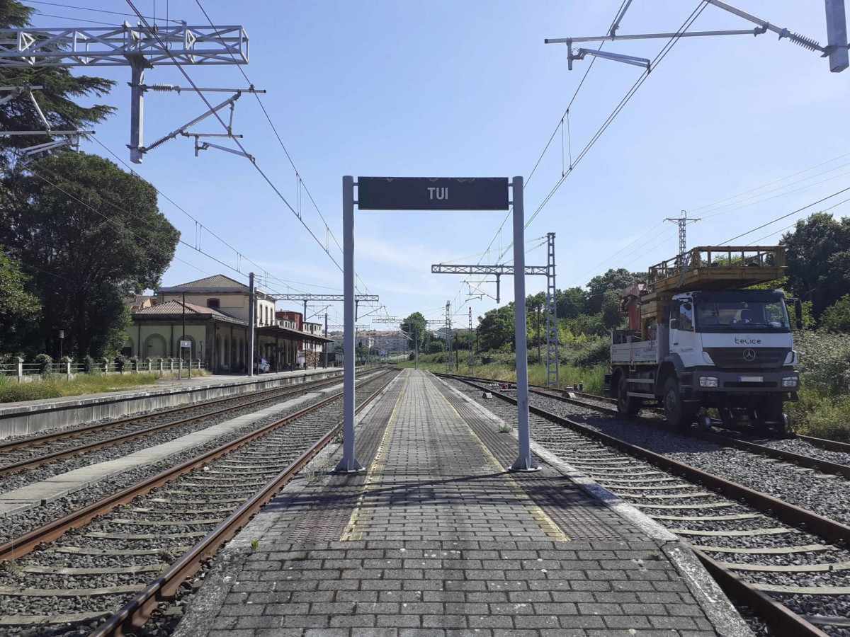 Electrificación del tramo Guillarei-Tui-Frontera Portugesa
