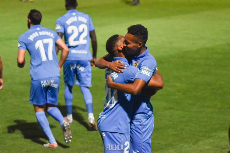 Ocho positivos por coronavirus entre la expedición del Fuenlabrada confinada en A Coruña