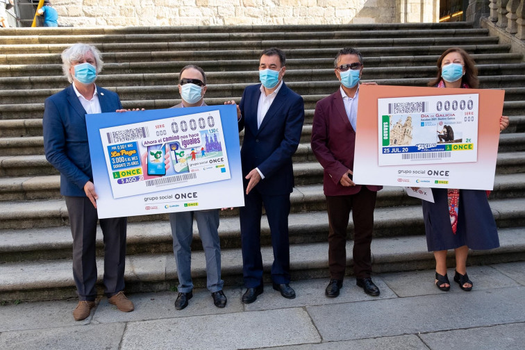 Dos cupones de la ONCE dedicados al Día de Galicia y a la accesibilidad en el Camino de Santiago