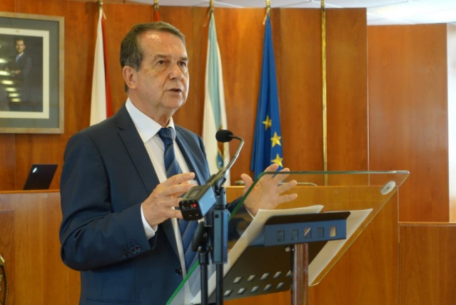 El alcalde de Vigo, Abel Caballero, comparece en rueda de prensa