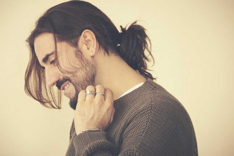 Andrés Suárez prepara su actuación en el Auditorio Kursaal de San Sebastián este 22 de agosto