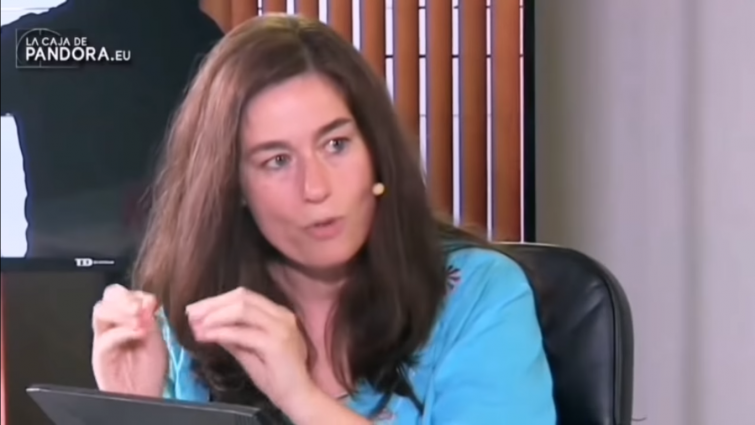 ​(VÍDEOS) Los peligrosos vídeos de una médico de familia gallega que alientan a los negacionistas del coronavirus