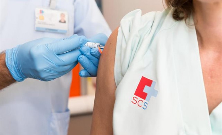 ​La obligatoriedad de vacunar a la población contra el coronavirus queda en manos de cada Estado, según la OMS