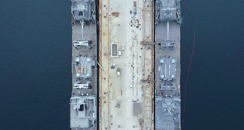 Dos buques AOR construu00eddos en Navantia Ferrol amarrados al muelle en una imagen de Porriu00f1o Producciones