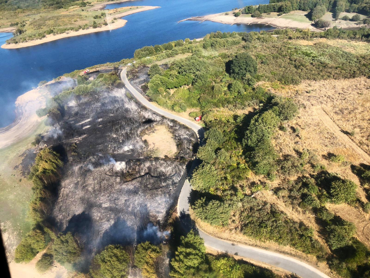 Incendio en Muiu00f1os en el Parque Natural do Xuru00e9s apagado en una foto de @BrifLaza
