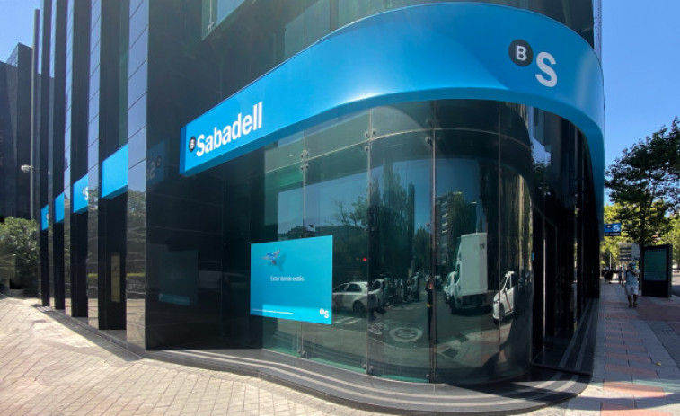 SabadellGallego trabaja con Goldman Sachs una fusión o venta para sanear sus castigadas cuentas