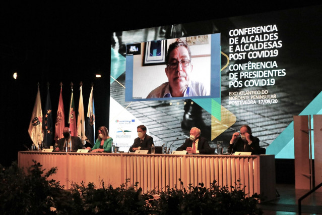 Reunión de alcaldes del Eixo Atlántico en Pontevedra.