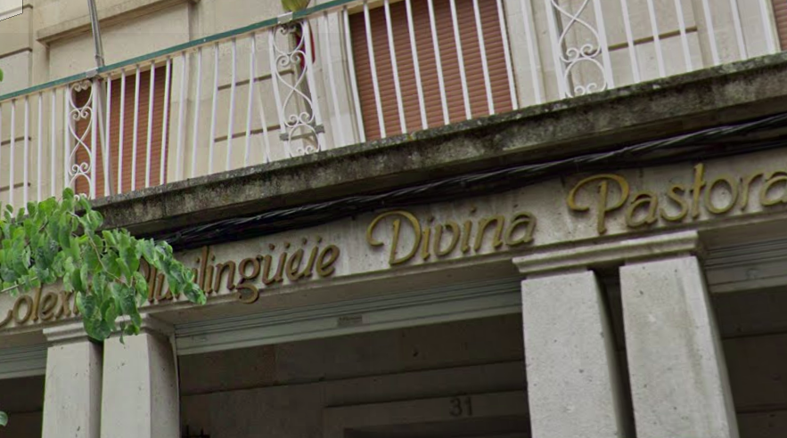 Fachada del Colegio de las Franciscanas en Ourense en una imagen de Google Street View