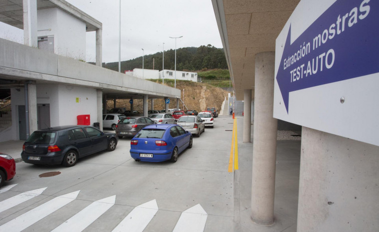 Las urgencias del Hospital da Mariña no han colapsado y hay sanitarios suficientes, alega el SERGAS